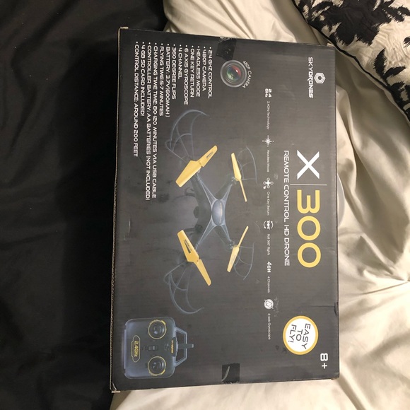 Remote control HD Drone - Picture 2 of 2